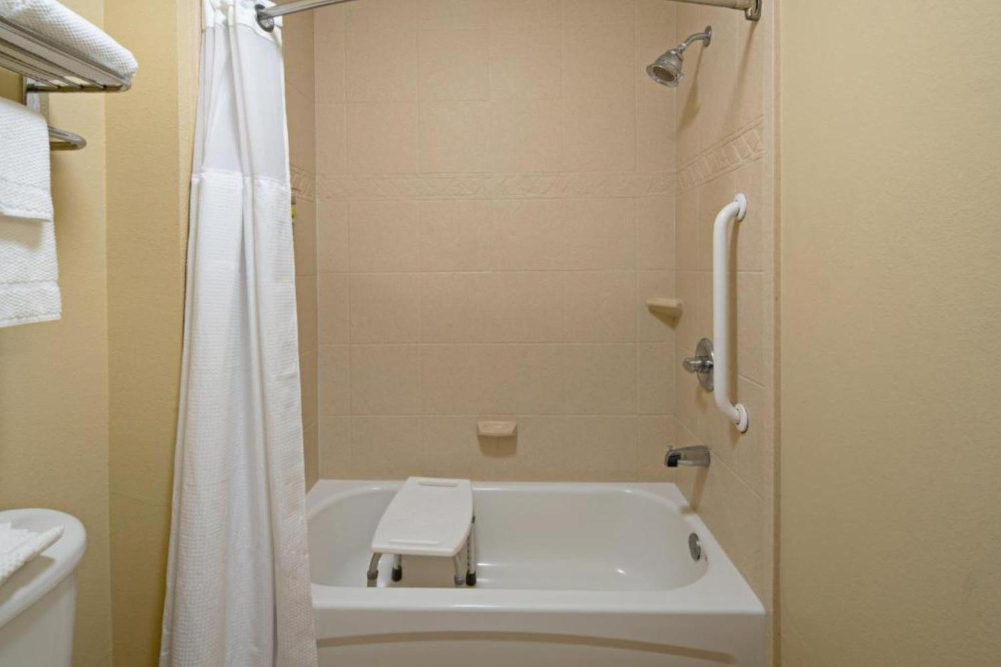 Staybridge Suites Palmdale By Ihg Esterno foto