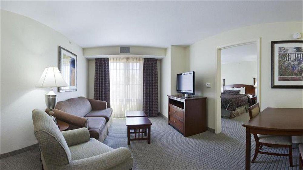 Staybridge Suites Palmdale By Ihg Esterno foto